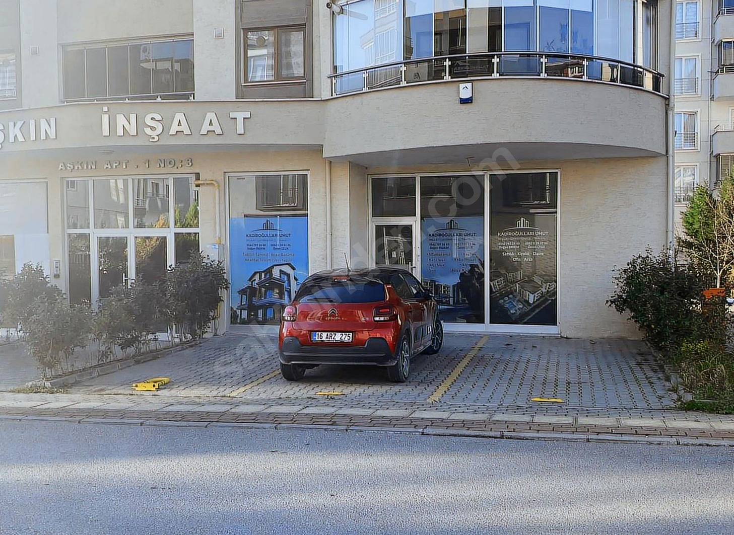 Mercii den Hamitlerde Kullanışlı Dükkan
